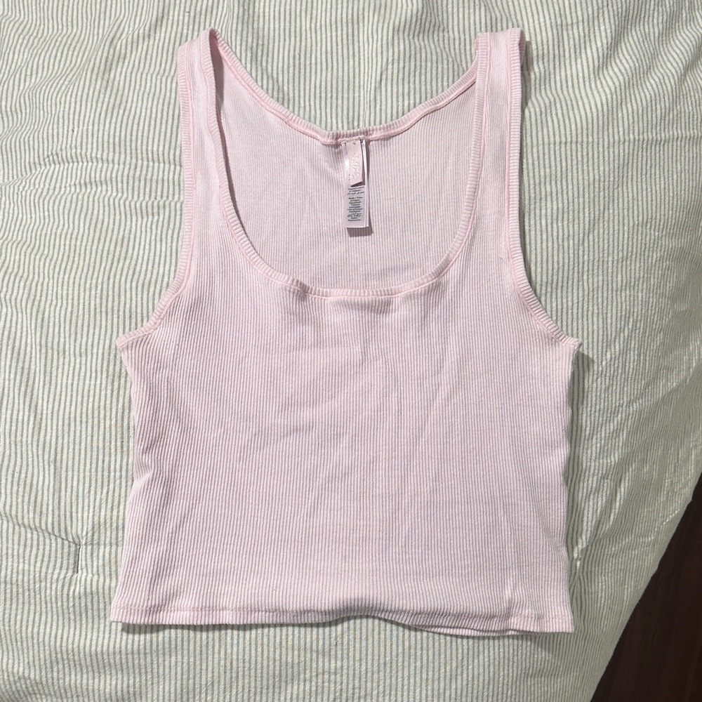 Skims tank top size medium